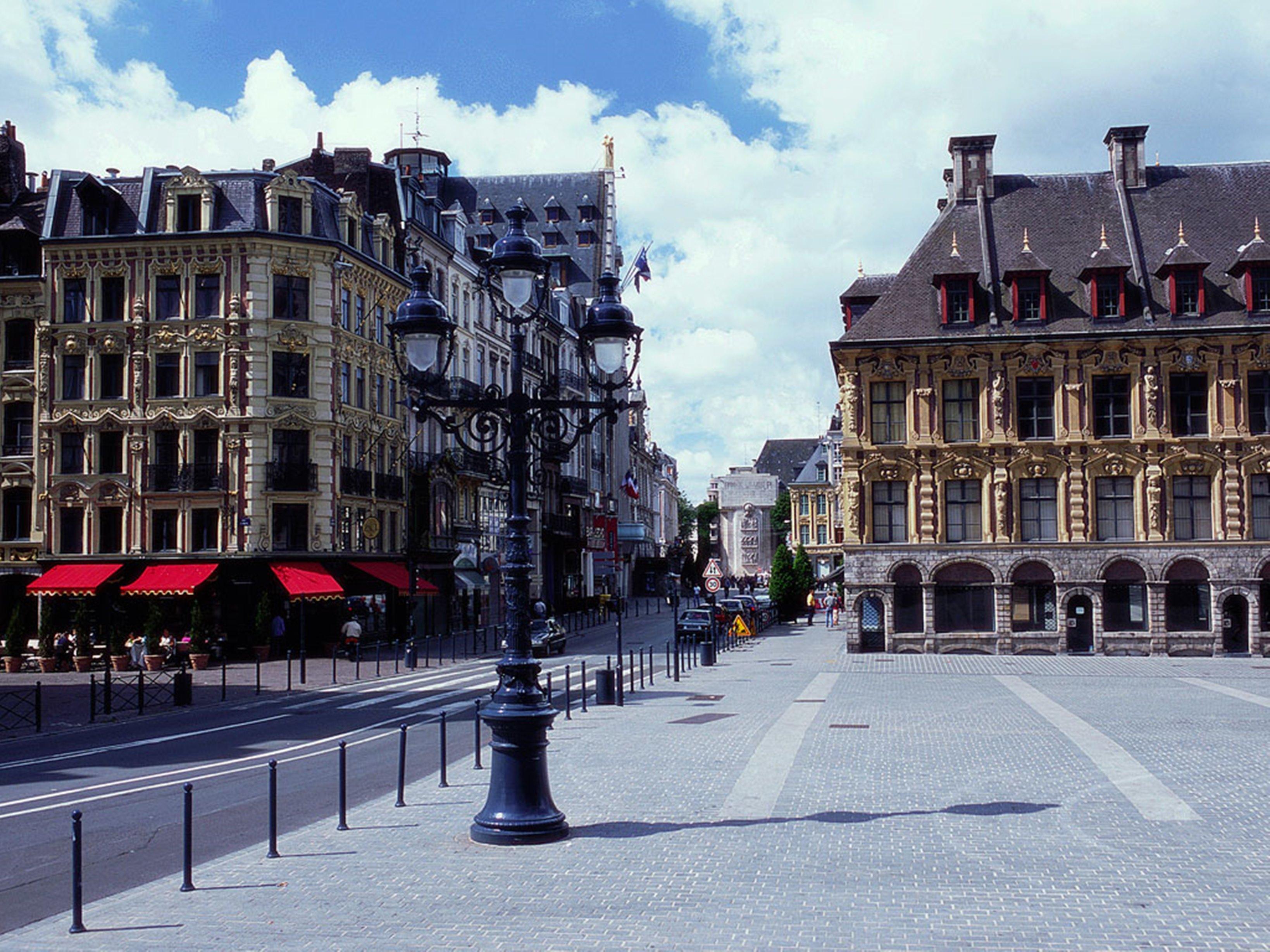 Ibis Styles Lille Centre Gare Beffroi Hotel Exterior photo